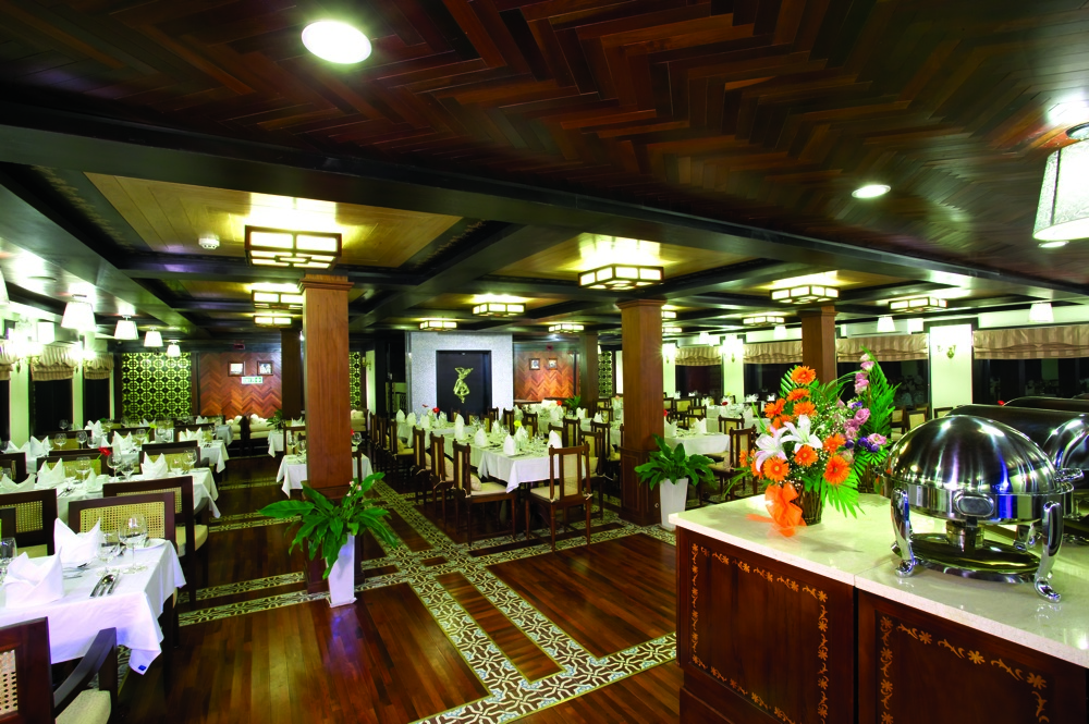 APT RV La Marguerite Mekong Restaurant.jpg